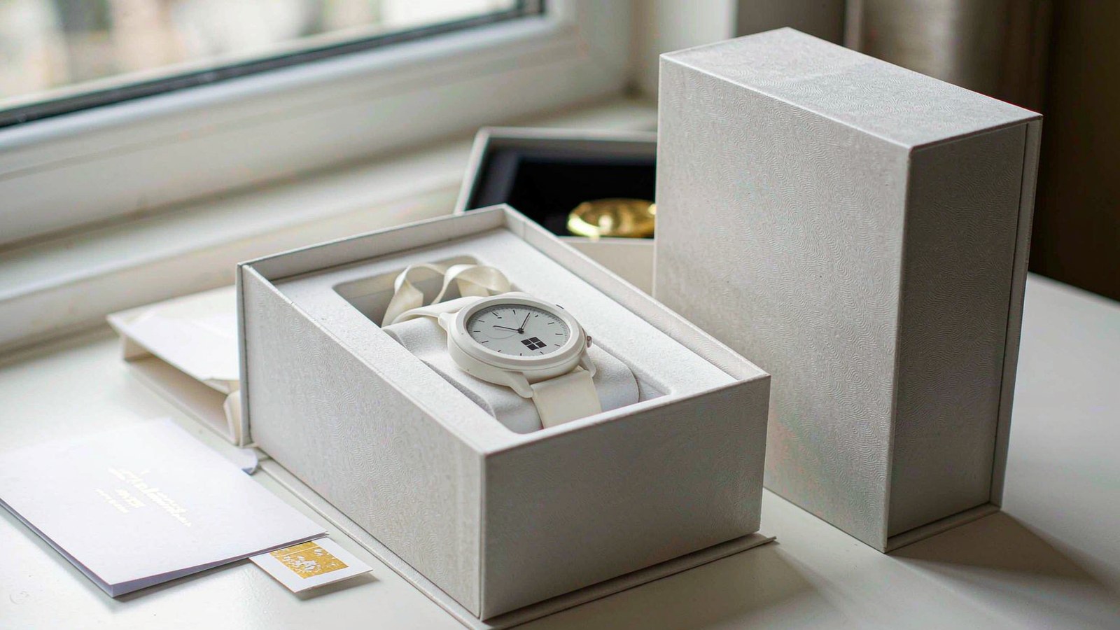 Premium corporate gift smart watch in a luxury presentation box for a Korean gift company